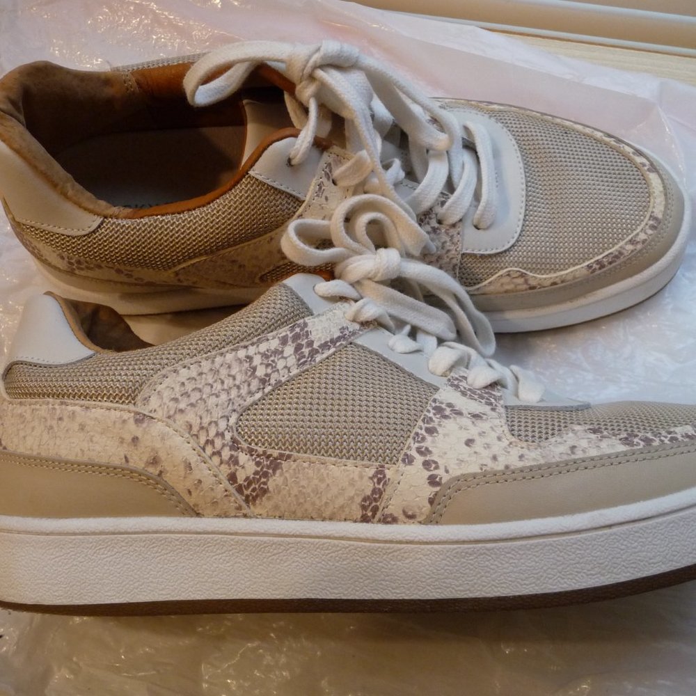 LUCKY BRAND  TRENDY WOMEN LK-HENNIA  TAN SNAKE PRINT LEATHER SNEAKER SIZE 10M